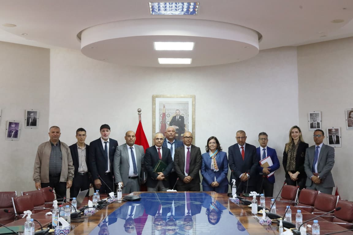 حوار اجتماعي قطاعي لموظفي غرف الصيد البحري يفتح أوراش الإصلاح والتأهيل